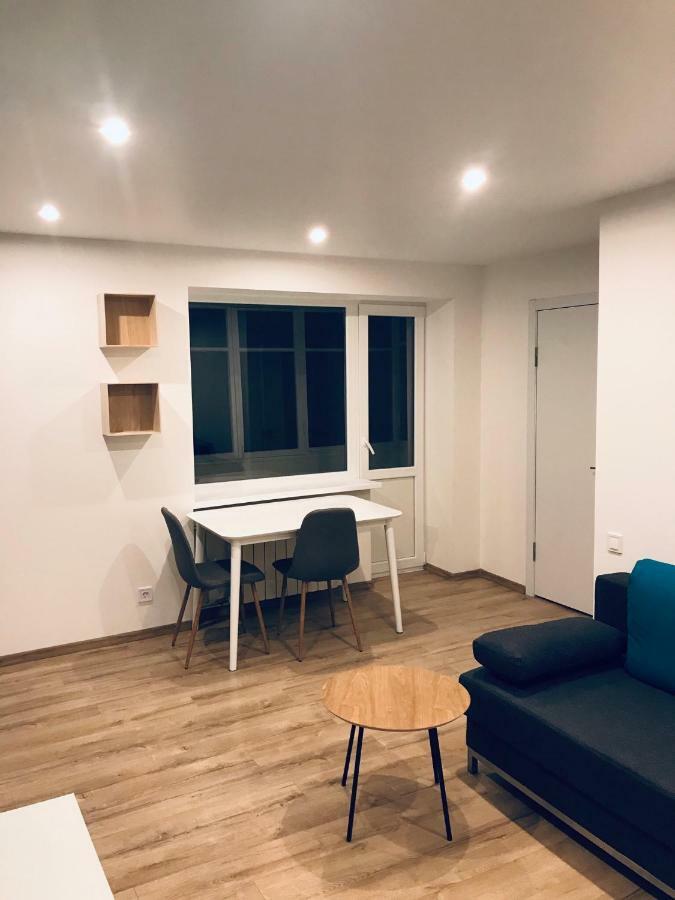 Tf Apartment Двокімнатні Апартаменти В Центрі Міста Poltava Exterior photo